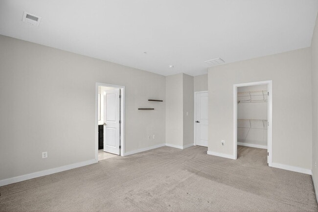 Building Photo - 2831 Toles Park Dr