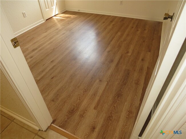 Building Photo - 5009 James Loop