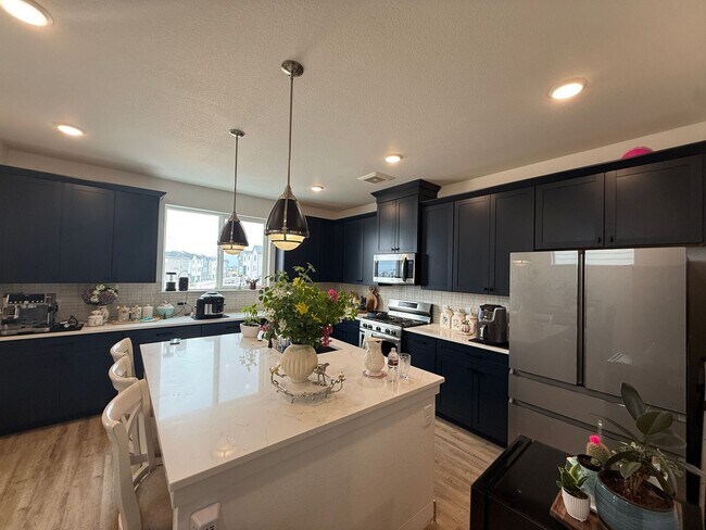 Building Photo - 2143 Arikaree Hts