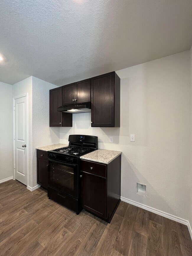 Building Photo - 15315 Shortwing