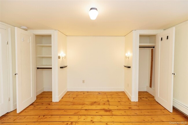 Building Photo - 26 Center St