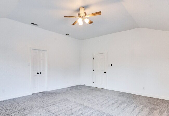 Building Photo - 451 Co Rd 276