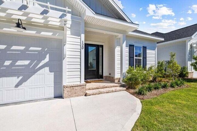 Building Photo - 120 Suwanee Dr