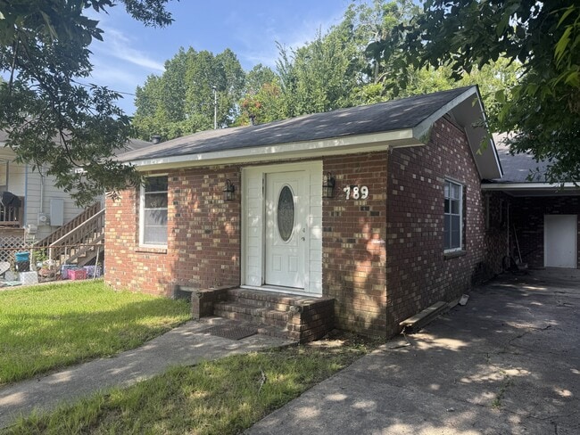 Primary Photo - 2789 Sheldon Dr
