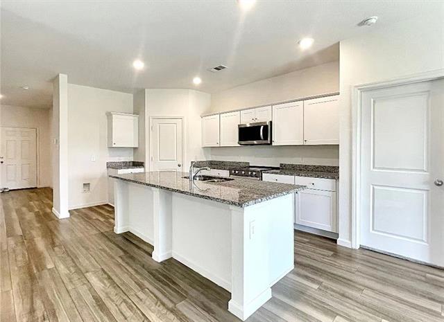 Building Photo - 1637 Escondido Dr