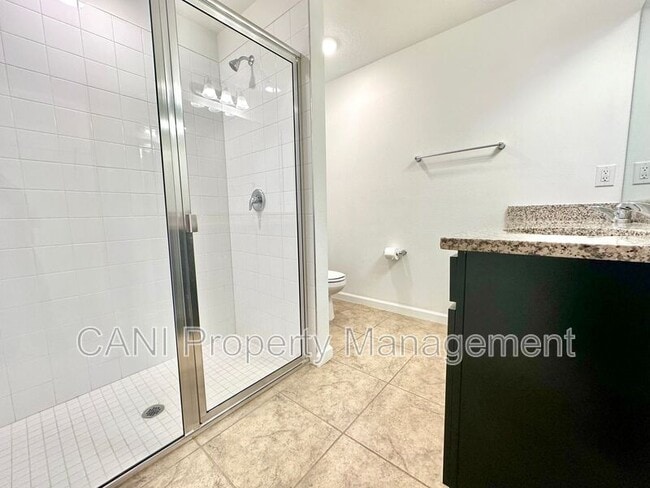 Building Photo - 3807 Whitney Wy