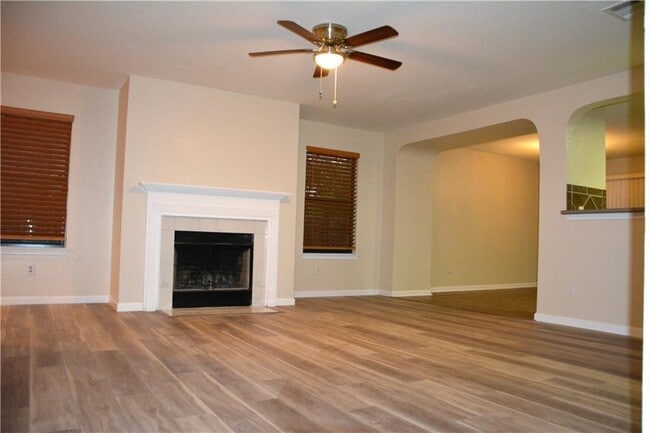 Building Photo - 4616 Woodstock Dr
