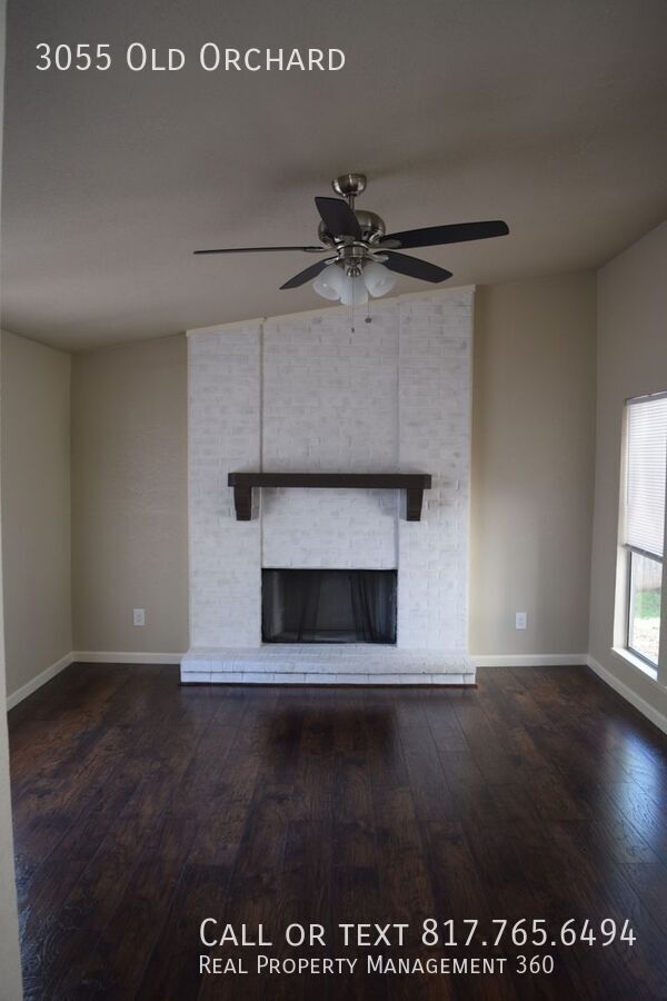 Building Photo - 3055 Old Orchard Ln