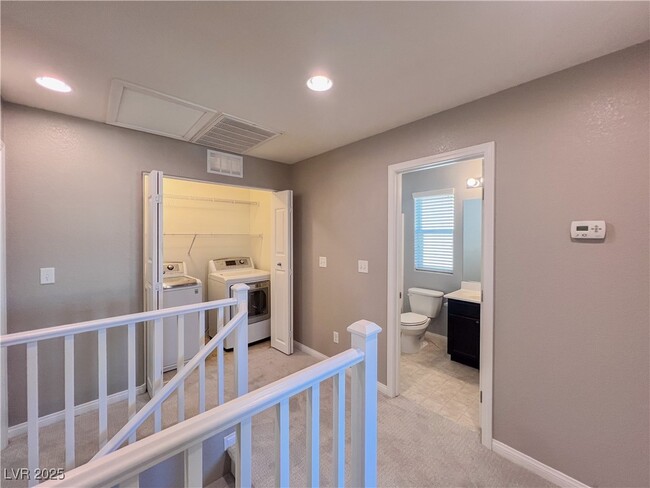 Building Photo - 10955 Sardinia Sands Dr