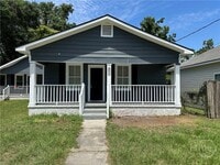 Building Photo - 5021 Temple St