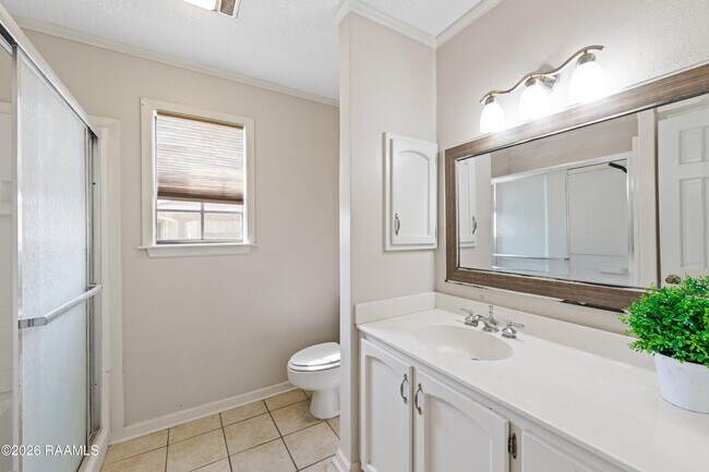Building Photo - 101 Wisteria Dr