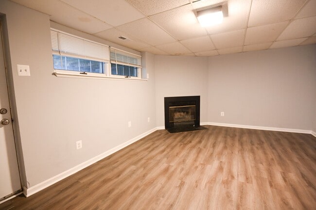 Building Photo - Charming Updated Home in Millersville!