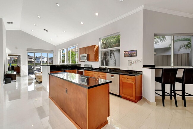 Building Photo - 2469 NW 66th Dr