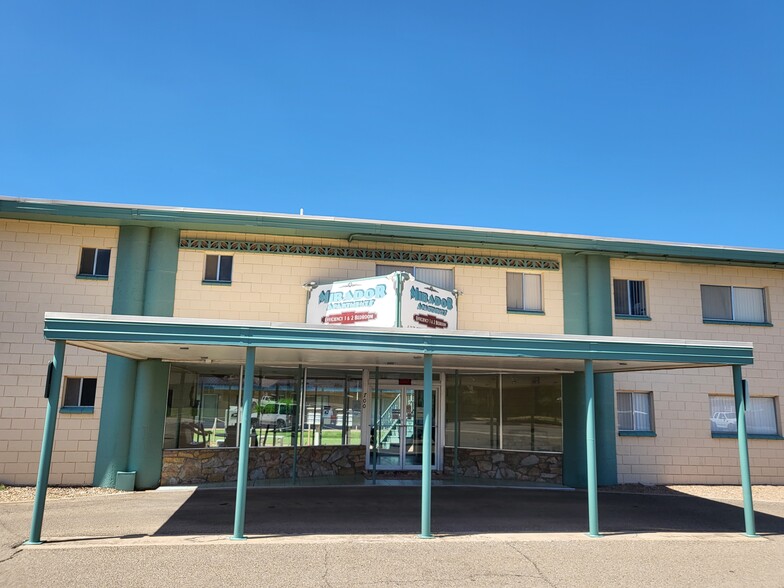 Primary Photo - Mirador Apartments