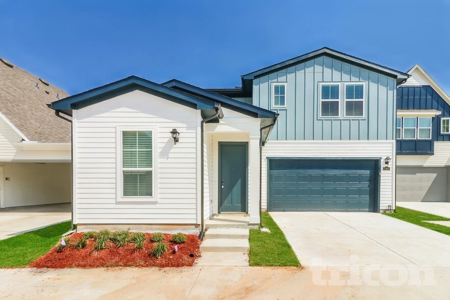 Primary Photo - 22805 Terrazzo Dr