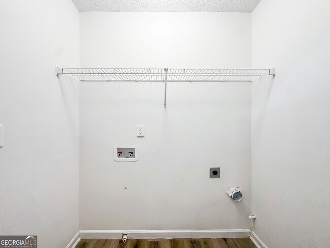 Building Photo - 5021 Serenity Point Ln