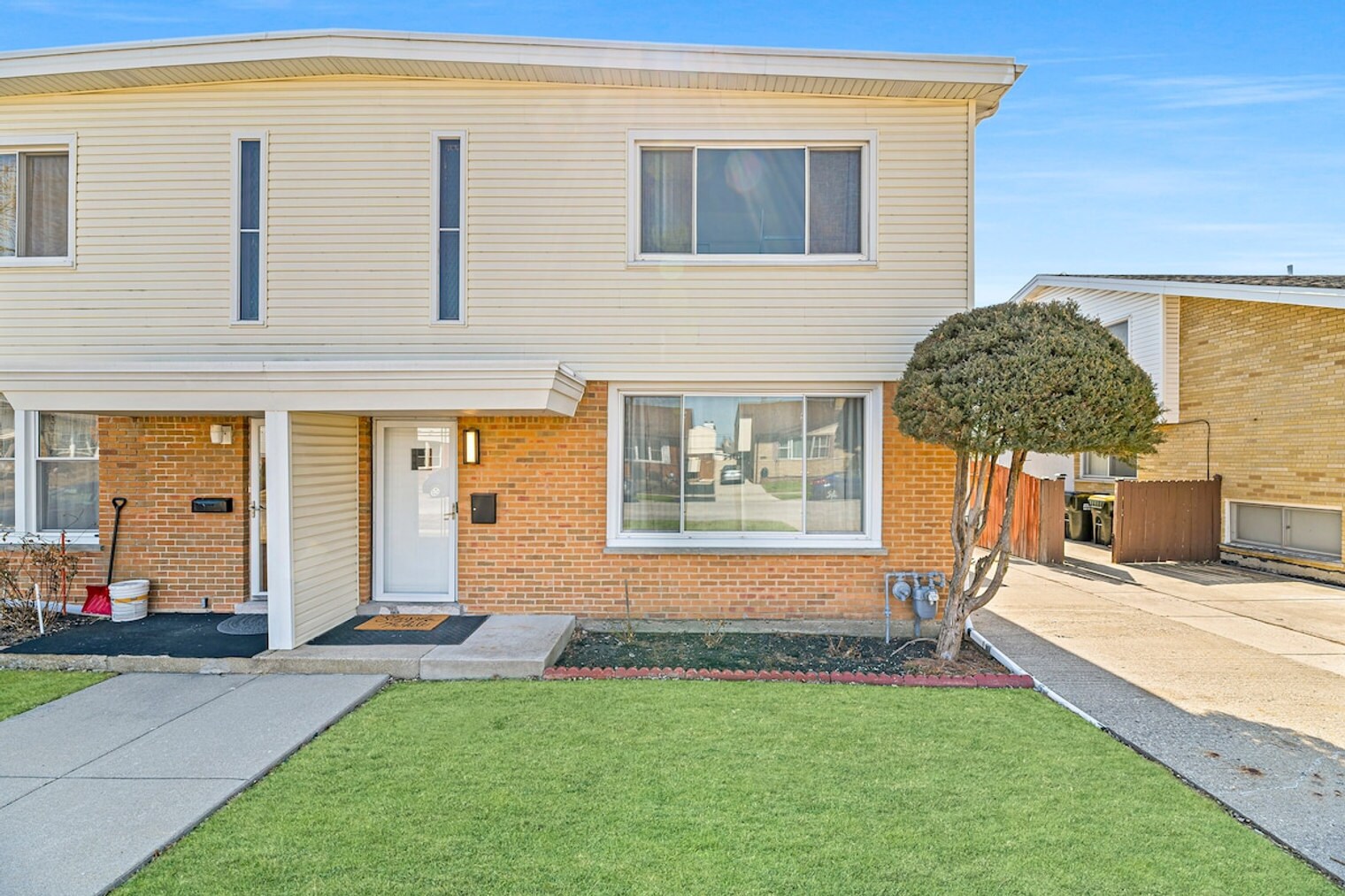 Building Photo - 9084 Barberry Ln