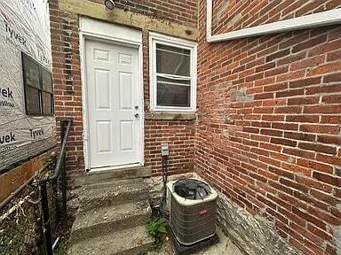 Building Photo - 987-989-989 Oregon Ave