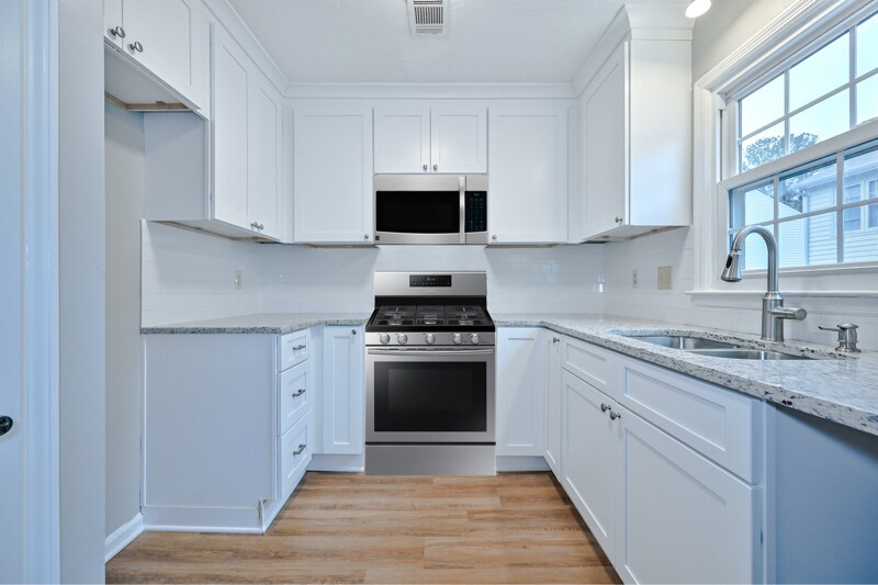 Building Photo - 238 Chads Ford Way