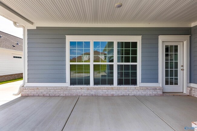 Building Photo - 113 Marlbrook Dr