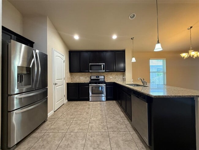 Building Photo - 206 Anacua Loop