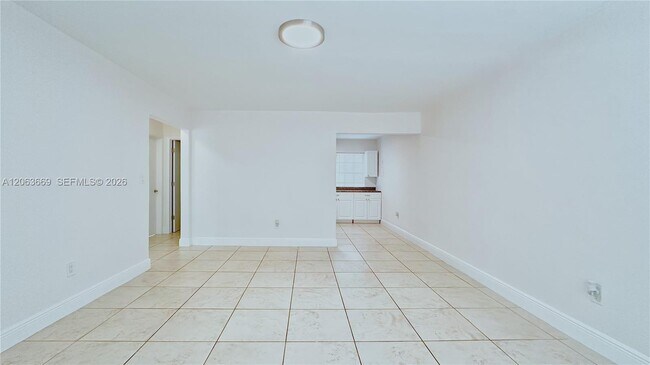 Building Photo - 286 NW 39th St