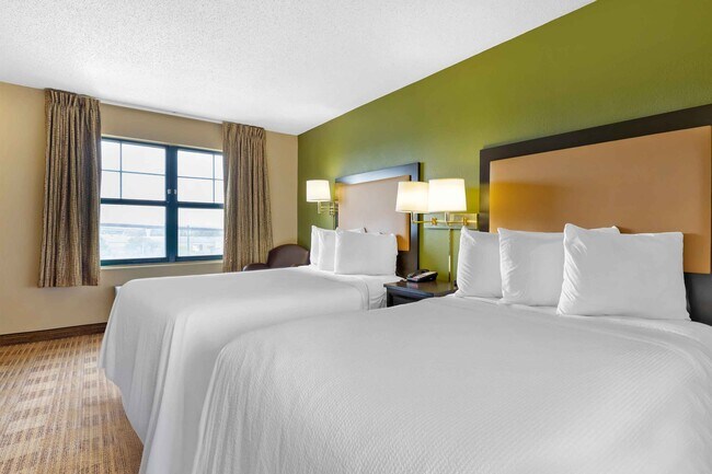 Building Photo - Furnished Studio-Atlanta - Perimeter - Crestline