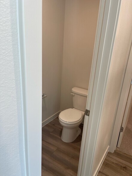 Master Bath Toilet - 677 Barrett Lake Rd