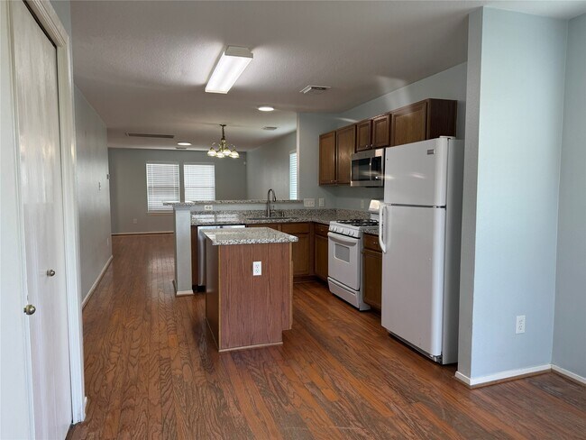 Building Photo - 20642 Patriot Park Ln