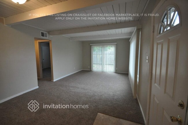 Building Photo - 402 Tregaskis Ave