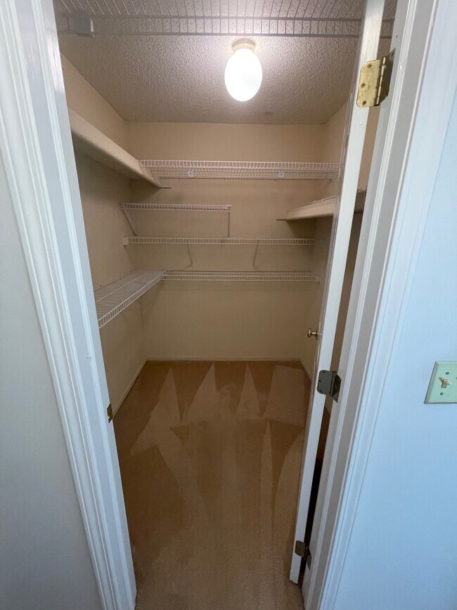 Building Photo - 5084 Harbor Oak Dr