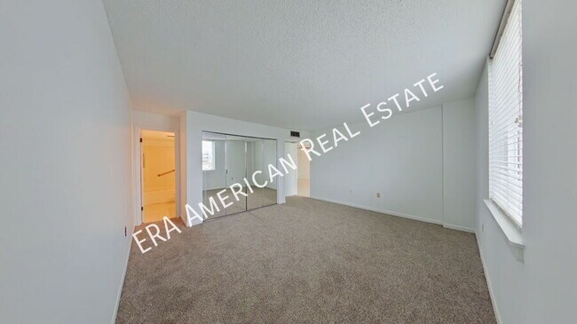 Building Photo - 30 Moreno Point Rd