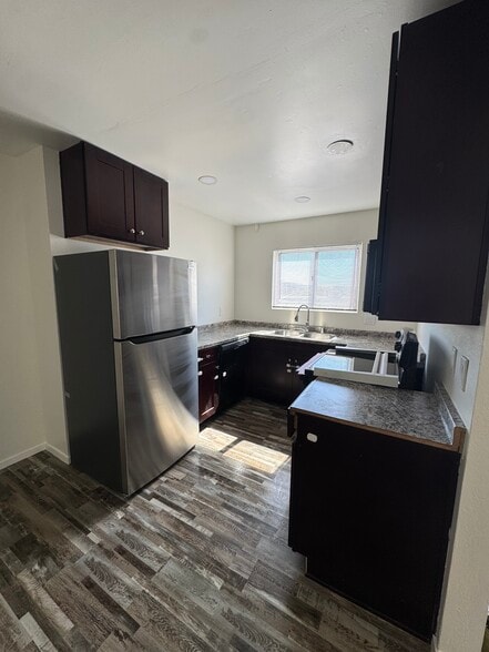 Building Photo - 9023 Campo Rd