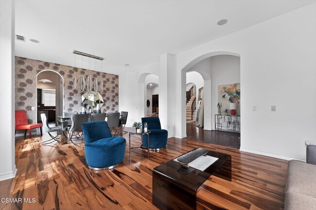 Building Photo - 9651 Sagebrush Ave