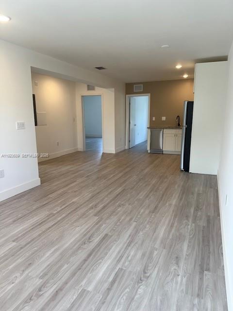 Building Photo - 511 SW 1st Ave