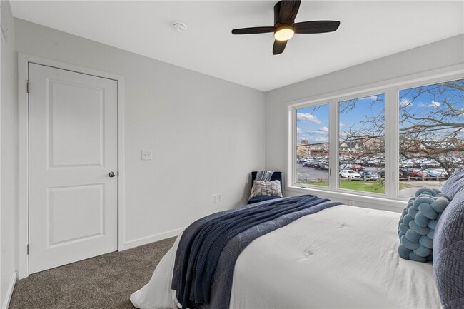 Building Photo - 169 S Union St