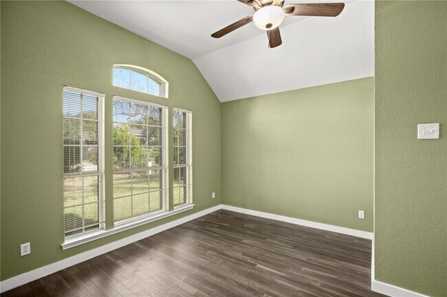 Building Photo - 316 Poppy Cove