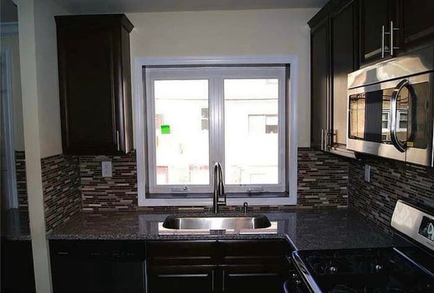 Building Photo - 173 Stoneway Ln