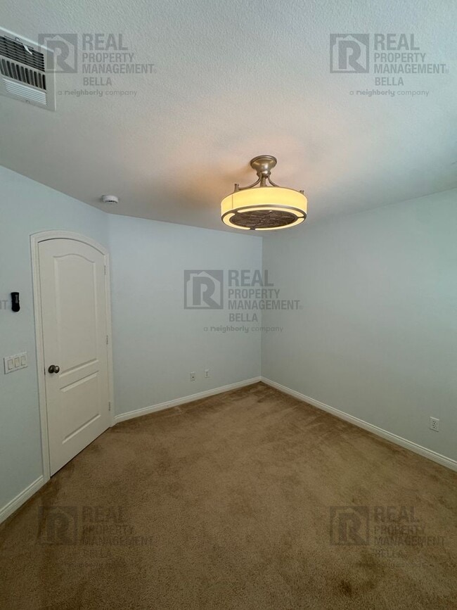 Building Photo - Murrieta Luxury Estate with Resort Pool, Designer Kitchen & Entertainer’s Backyard Retreat