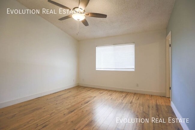 Building Photo - 6443 E Sandra Terrace