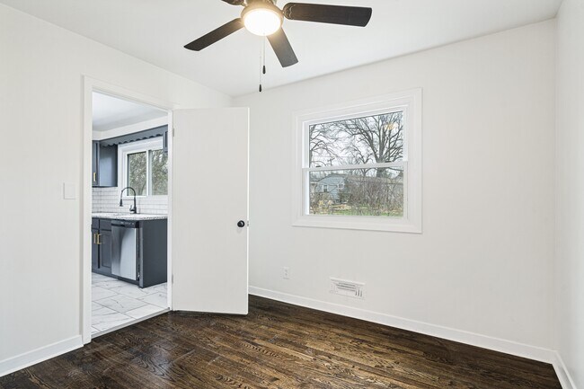 Building Photo - 7109 Conser St