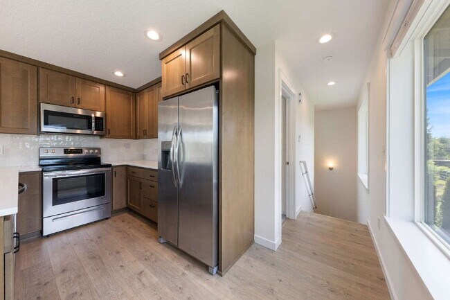 Building Photo - Recently Built 1 Bedroom, 1 Bathroom Home