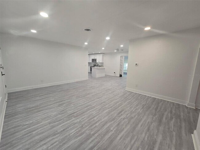 Building Photo - 2909 Hargill Dr
