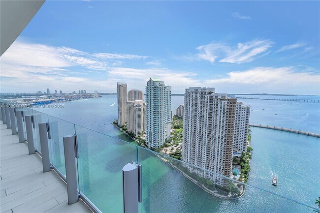 Building Photo - 300 Biscayne Blvd Way