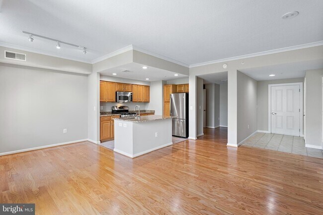 Building Photo - 4480 Market Commons Dr