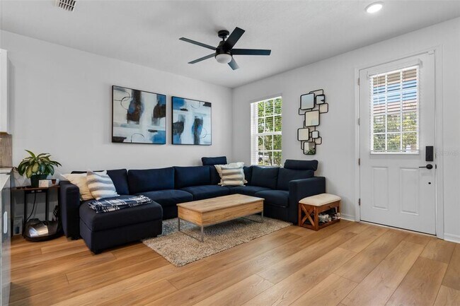 Building Photo - 1859 Is Vlg Wy