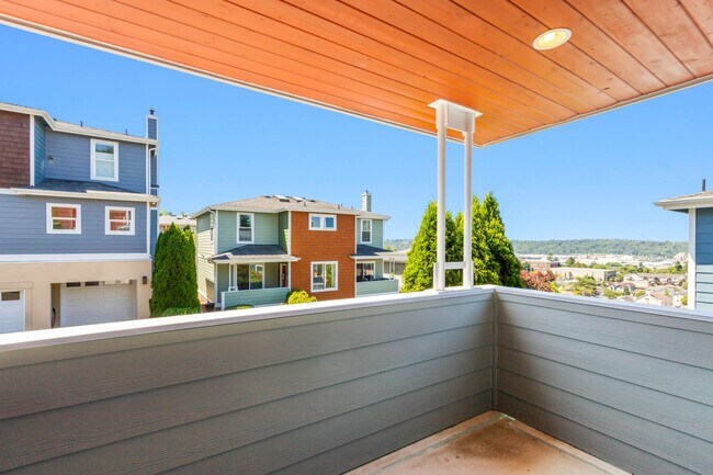 Building Photo - 3Bd/3Ba Seattle House