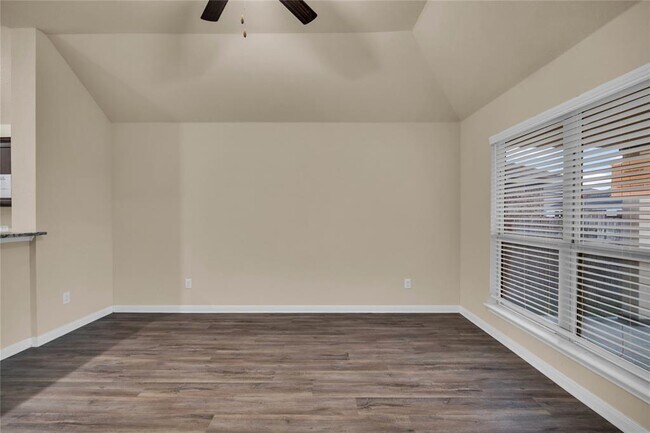 Building Photo - 6407 Hercules Ave