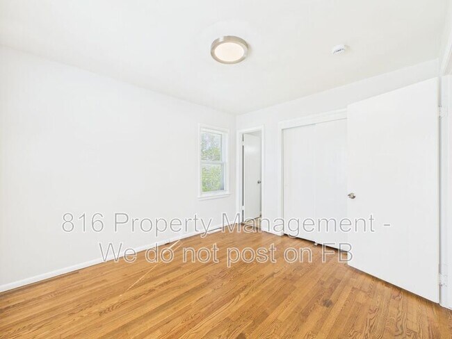 Building Photo - 7800 E 91 St