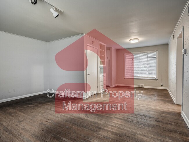 Building Photo - 2915 NW 72nd St